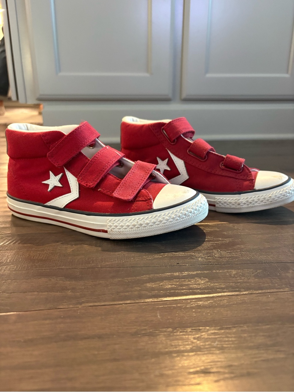 Converse Star Player EV Mid Top Red/White Junior Size 2.5 US/34 EU Triple Velcro